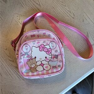 Hello Kitty purse